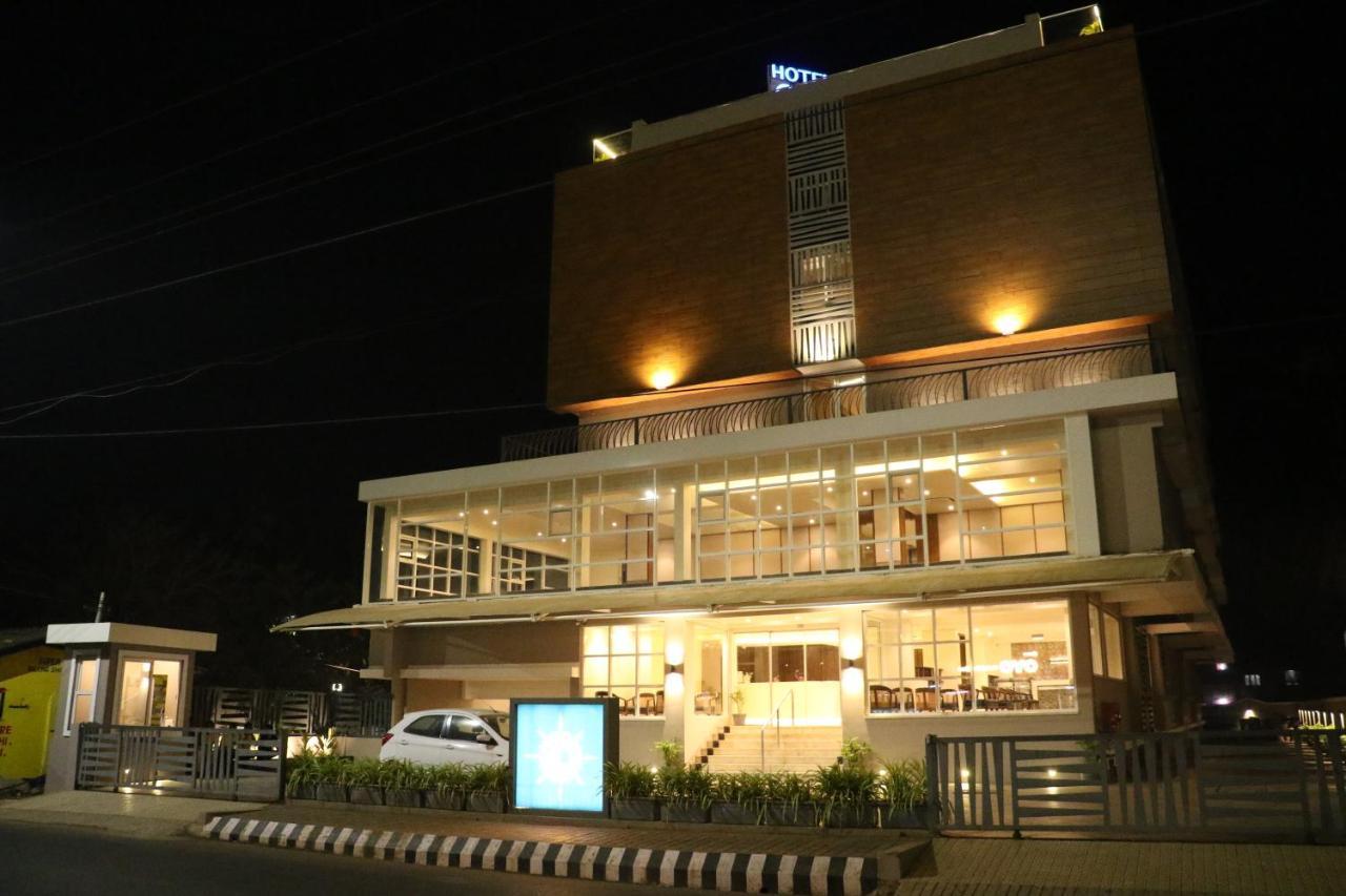 Cosmique Clarks Inn Suites Goa Madgaon Exterior photo